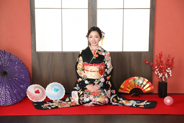【成人式前撮り】美しい母娘が着物でカシャっと【振袖】